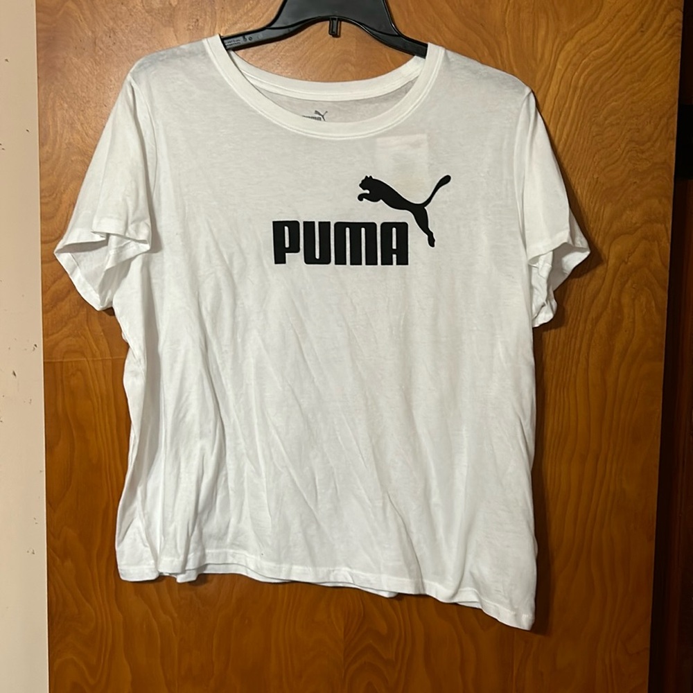 NWT Women’s Puma Tshirt